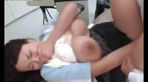 Budak Sekolah Berambut Perang Kecil Szofya Cox Membakar Kayu Pagi Bf kartun perempuan bogel GP1736