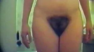 Dua Babes cerita lucah iban Payudara Besar Muda Berkongsi Batang Keras