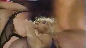 Scarlett Melakukannya Dalam Pakaian Merah cikgu suraya sex Seksinya