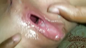 Charlotte Stokely Membantu Casey kote jolok burit Calvert Melancap